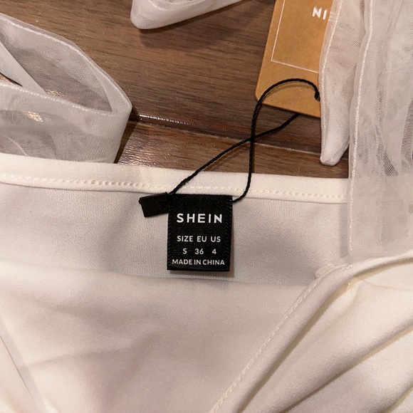 Fitted Tie Top - Picture 3 of 5